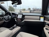 2026 Volvo XC90 - Preview 10