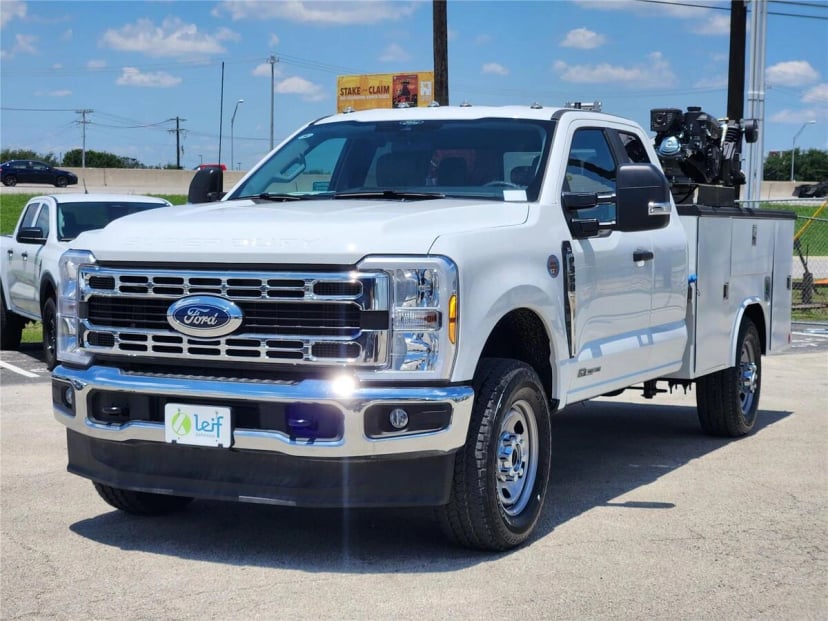 2025 Ford F-350 - Image 1