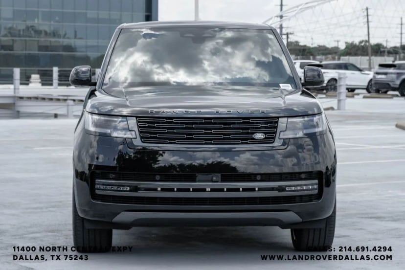 2025 Land Rover Range Rover - Image 3