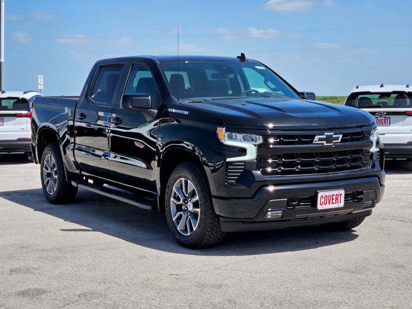 2026 Chevrolet Silverado - Image 2