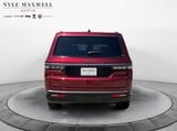 2026 Jeep Grand Wagoneer L - Preview 15