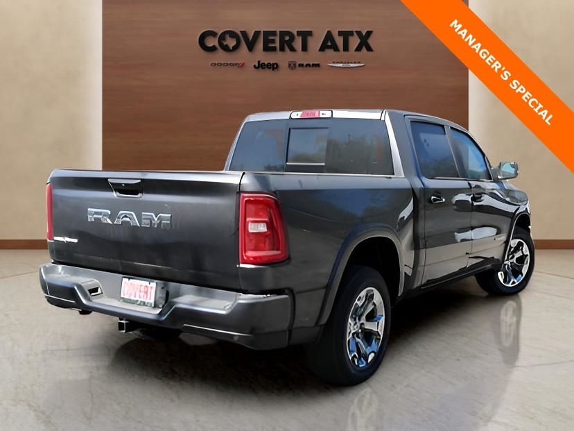 2025 Ram 1500 - Image 3