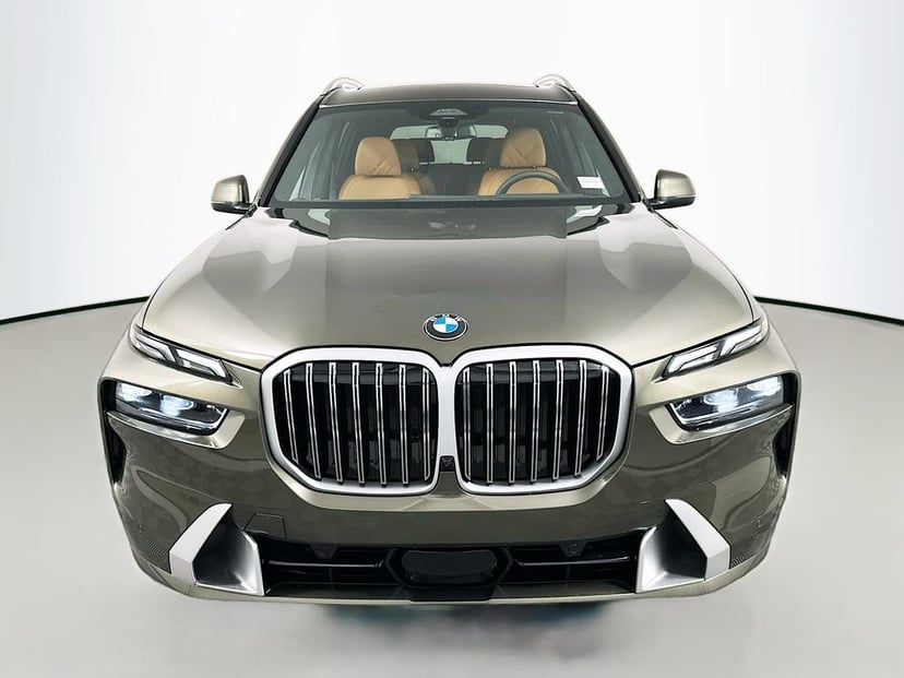 2026 BMW X7 - Image 1