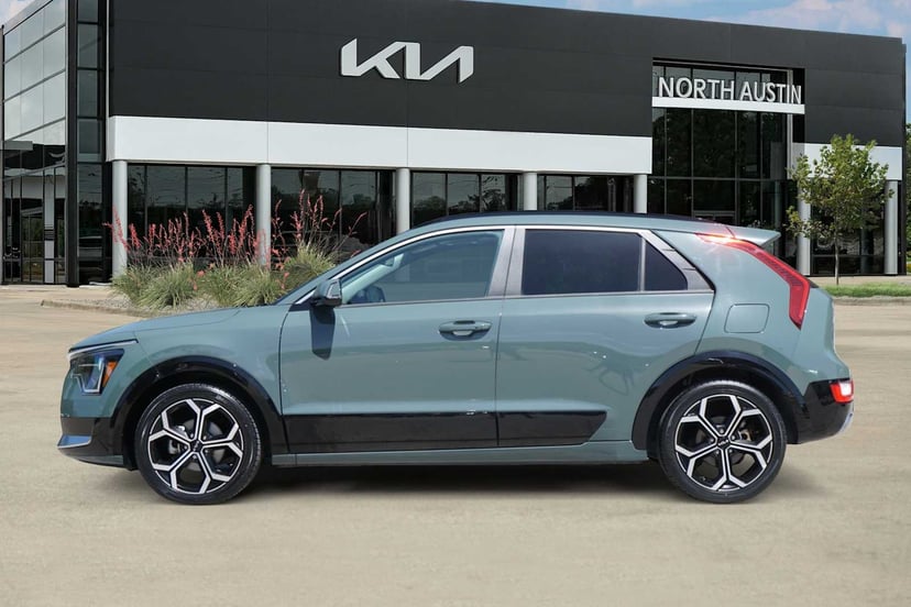 2024 Kia Niro - Image 2