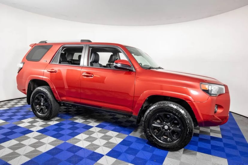 2020 Toyota 4runner - Image 2
