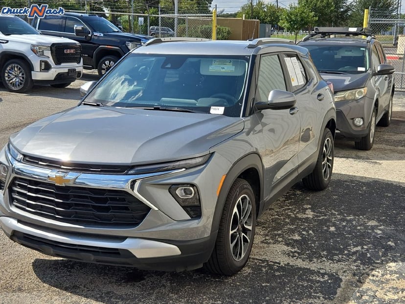 2025 Chevrolet Trailblazer - Image 1