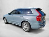 2022 Volvo XC90 - Preview 7