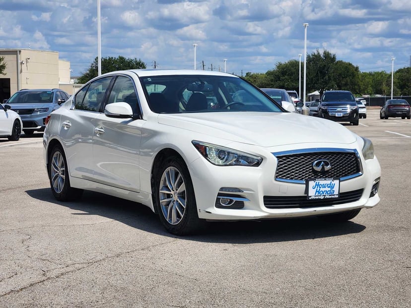 2014 INFINITI q50 - Image 2