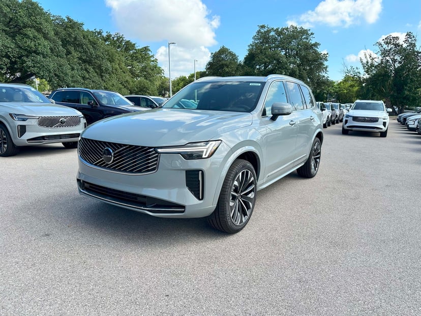 2026 Volvo XC90 - Image 1