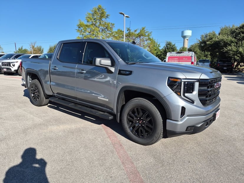 2026 GMC Sierra 1500 - Image 1