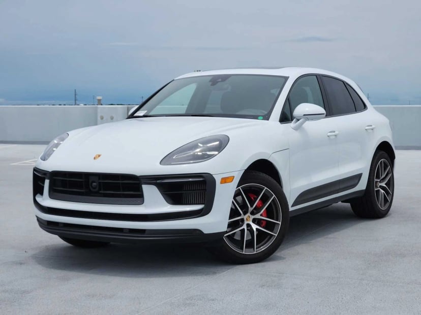 2024 Porsche Macan - Image 1