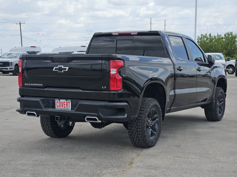 2026 Chevrolet Silverado 1500 - Image 3
