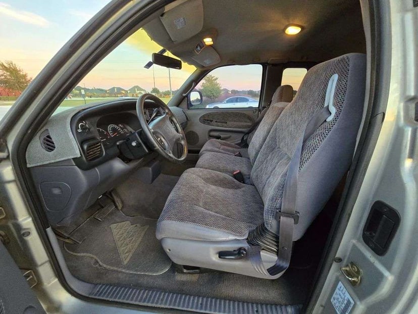 1998 Dodge Ram - Image 2