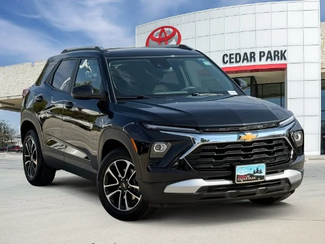 2025 Chevrolet TrailBlazer - Image 1