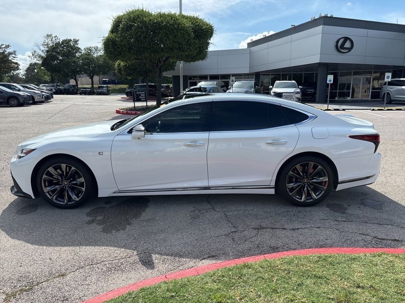 2023 Lexus LS - Image 2