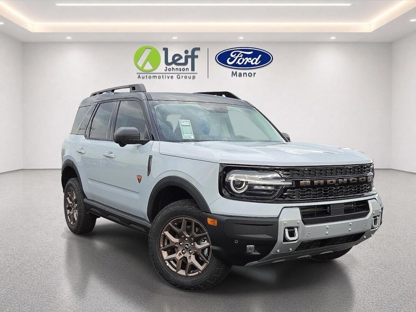 2026 Ford Bronco - Image 1