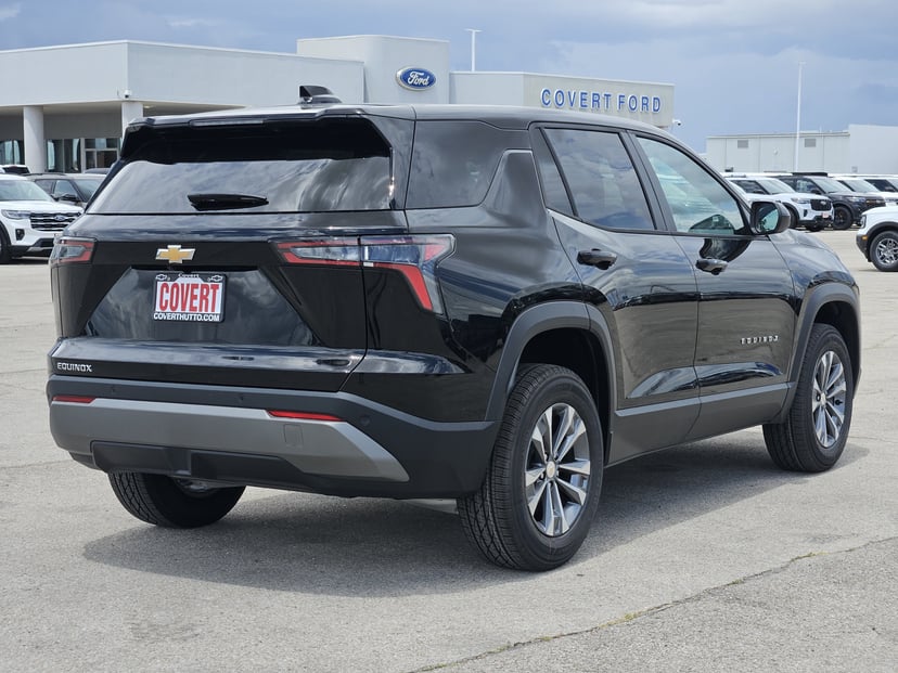 2027 Chevrolet Equinox - Image 2