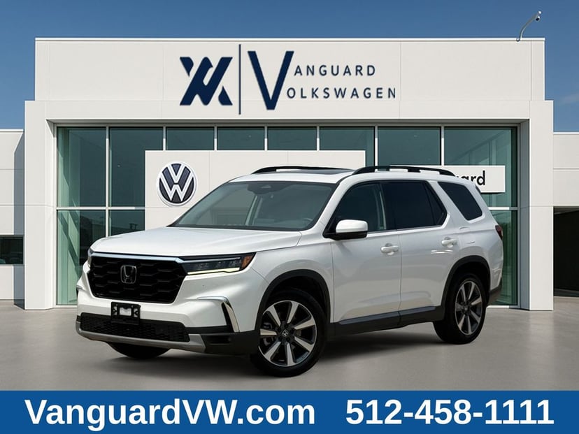 2023 Honda Pilot - Image 1