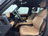 2025 Land Rover Defender - Preview 13