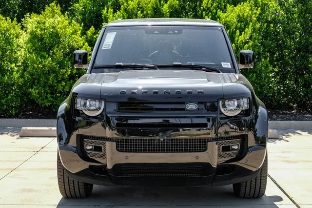 2025 Land Rover Defender - Image 1