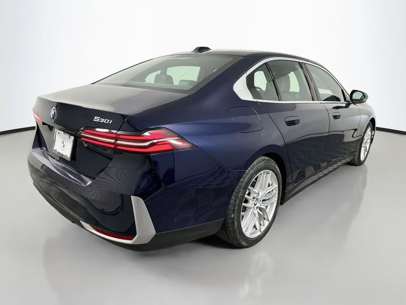 2024 BMW 5-series - Image 3