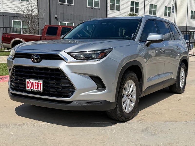 2024 Toyota Grand Highlander - Image 1