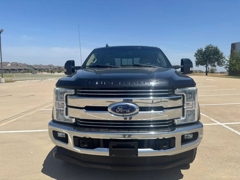 2019 Ford F-350 - Image 3