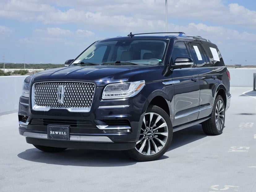 2021 Lincoln Navigator - Image 1