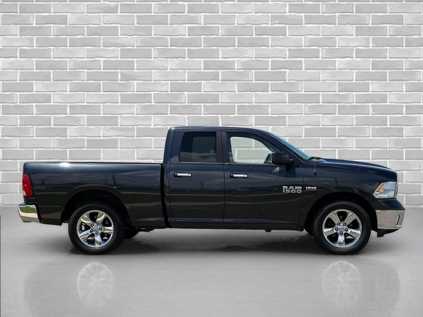 2015 RAM 1500 - Image 3