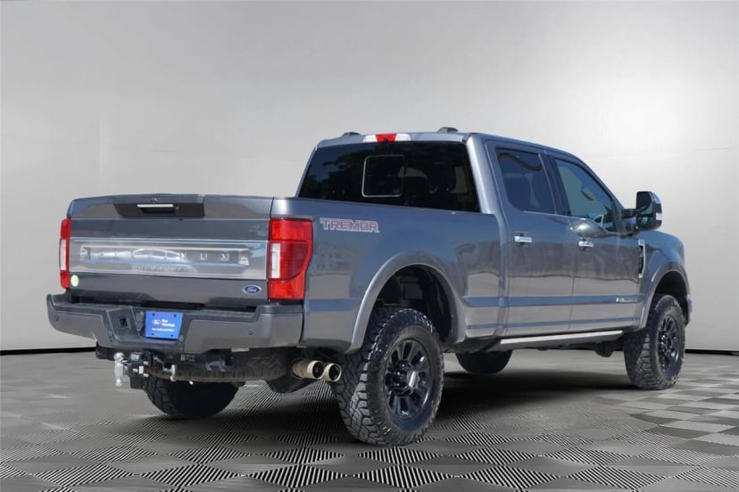 2022 Ford F-350 - Image 2