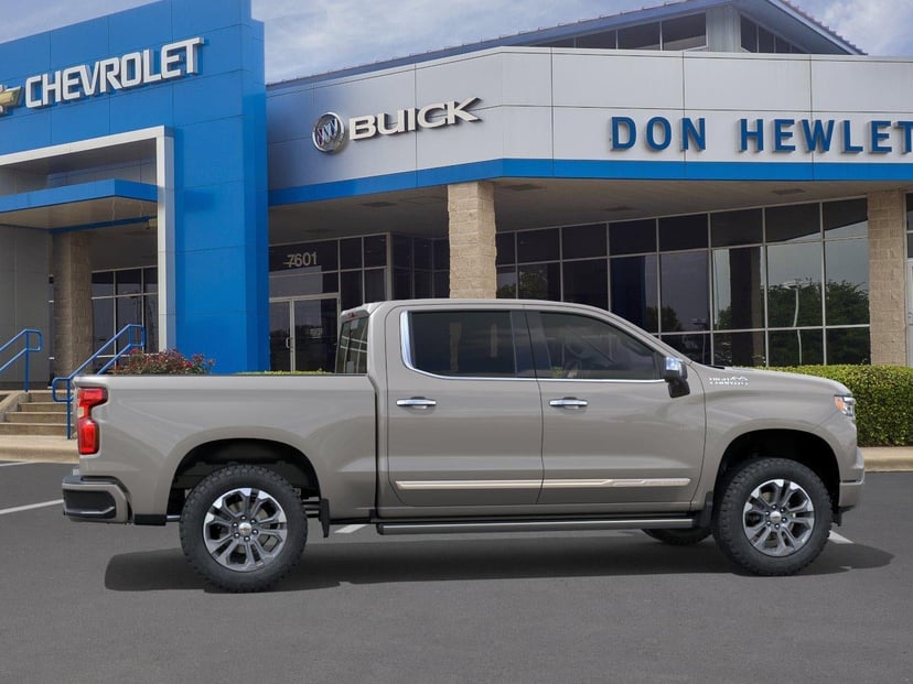 2026 Chevrolet Silverado 1500 - Image 2