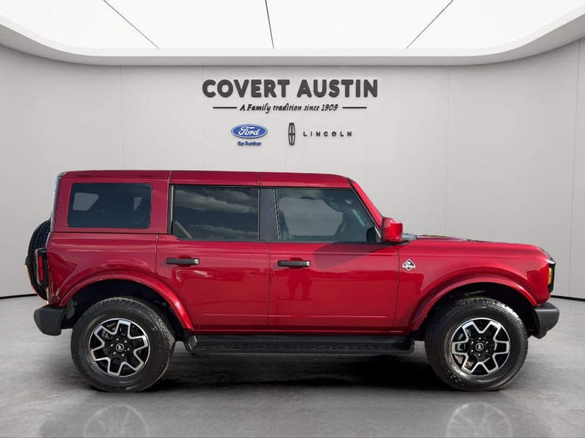 2026 Ford Bronco - Image 3