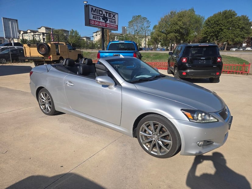 2014 Lexus IS - Image 1
