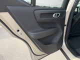 2026 Volvo XC40 - Preview 14