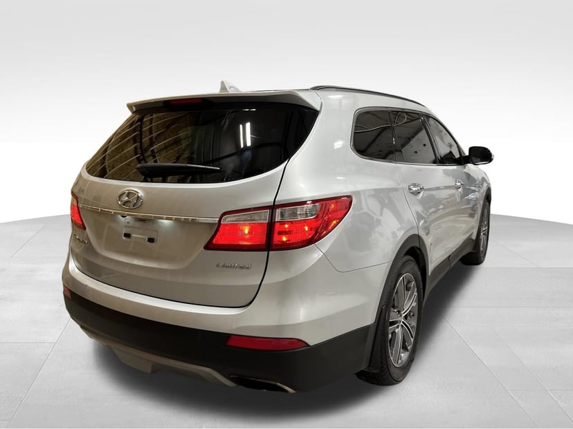 2013 Hyundai Santa Fe - Image 3