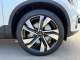2026 Volvo XC40 - Preview 6