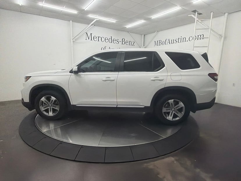2024 Honda Pilot - Image 2