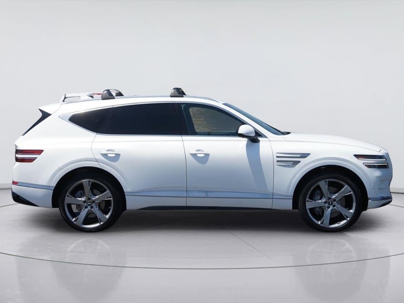 2024 Genesis GV80 - Image 2