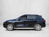 2016 Porsche Cayenne - Preview 8