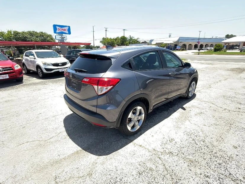 2022 Honda HR-V - Image 3