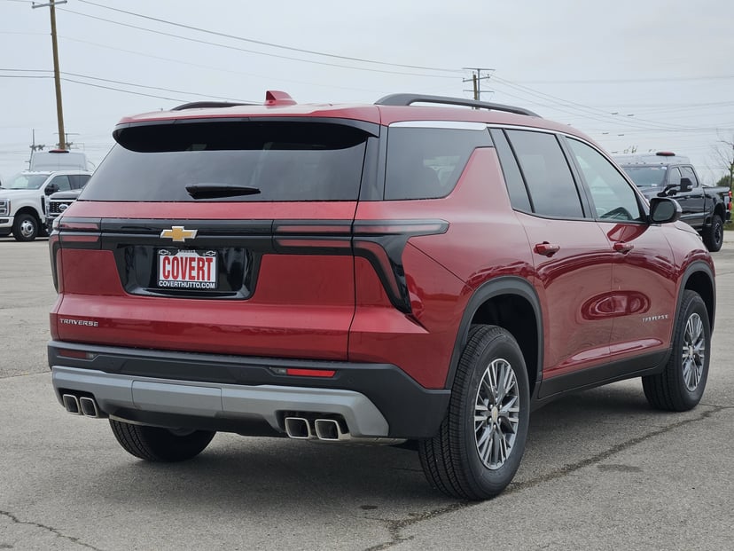 2026 Chevrolet Traverse - Image 3