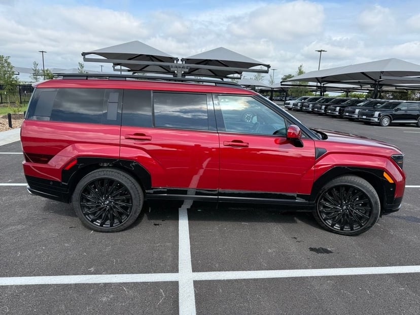 2025 Hyundai Santa Fe - Image 2