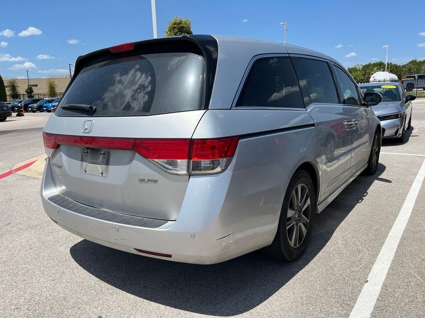 2014 Honda Odyssey - Image 3