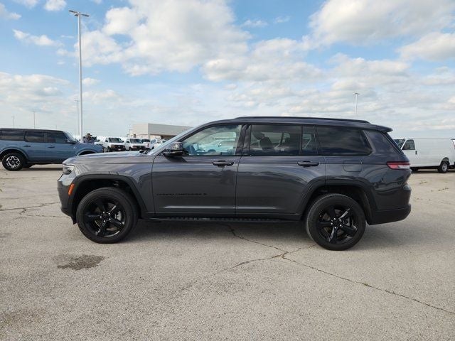 2025 Dodge Grand Cherokee L - Image 3