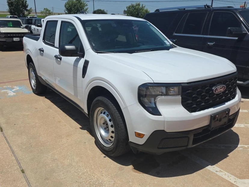 2025 Ford Maverick - Image 3