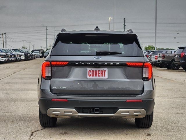 2025 Ford Explorer - Image 2