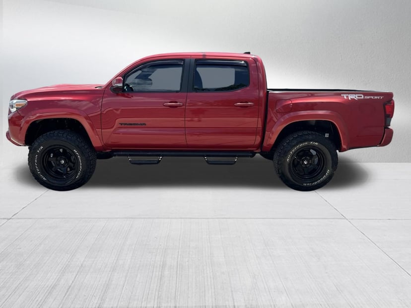 2019 Toyota Tacoma - Image 3