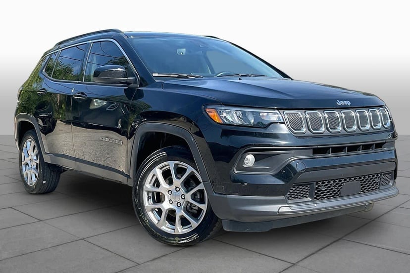 2022 Jeep Compass - Image 1