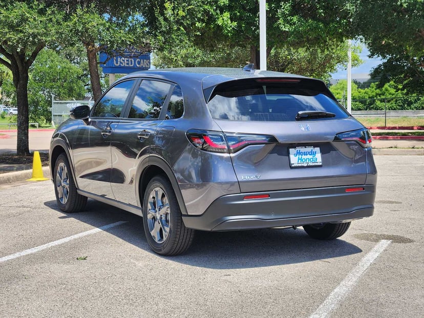2027 Honda HR-V - Image 3