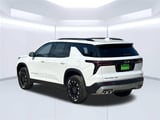 2027 Chevrolet Traverse - Preview 3